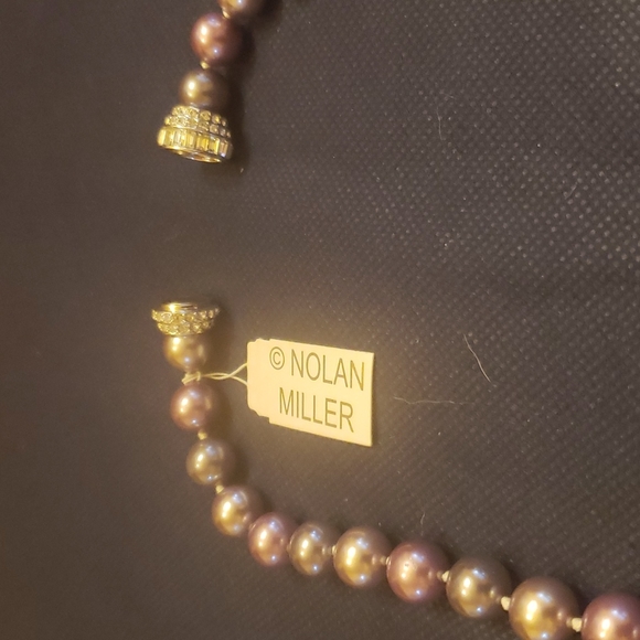 Nolan Miller multicolor fashion pearl necklace - Picture 2 of 5